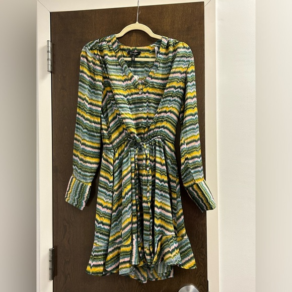 Jessica Simpson Long Sleeve Shiloh Button Down Dress - Size Medium NWT - New! - Picture 1 of 7